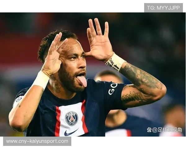 内马尔给残疾儿童授球课，温情画面被无限传阅