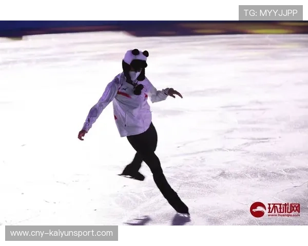 冰场魅影：门将鬼脸大法吓退前锋的秘密武器