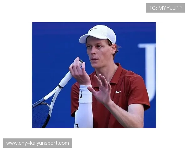 辛纳杀球像闪电